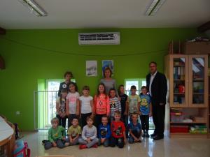 Predstava in pogostitev za prvošolce 17